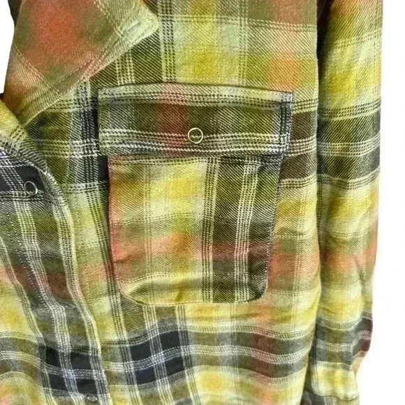 Free People We The Free Izzie Cargo Shirt Olive Combo NWOT Xs Shacket - Picture 5 of 10